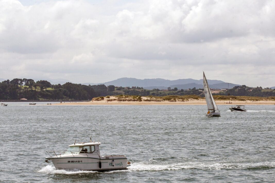 How Marine Dynamics and Climate Change Threaten the Future of Santander Port and Nearby Beaches