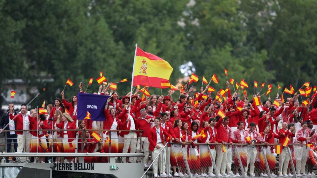 María Pérez and Jordan Díaz: Spain's Flag Bearers for the Paris 2024 Olympics Closing Ceremony