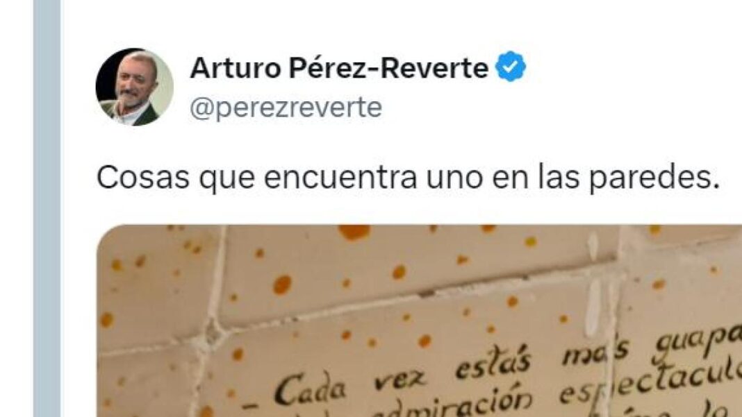 Pérez-Reverte Stumbles Upon His Own Writing on a Wall: A Remarkable Coincidence