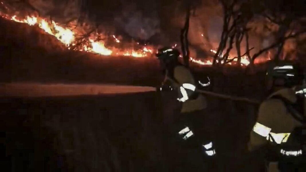 Wildfire in Andújar (Jaén) Forces Evacuation of 500 Residents as Flames Consume 700 Hectares