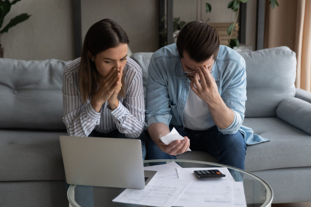 How Financial Anxiety Triggers Mental Health Issues: Expert Insights and Solutions