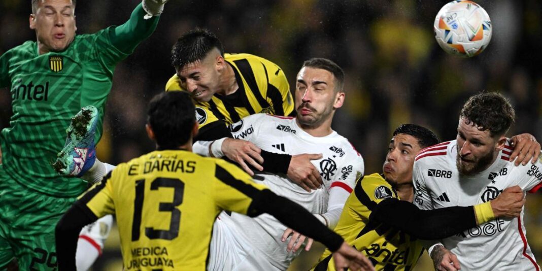 Peñarol Triumphs Over Flamengo: A Night of Heart, Hope, and Heroes