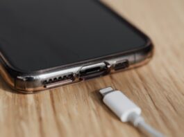 The Best Way to Charge Your Phone: Stop Damaging Your Battery!